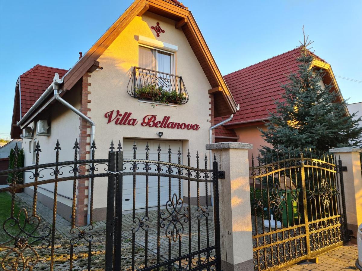 Villa Bellanova Hajdúszoboszló Екстериор снимка