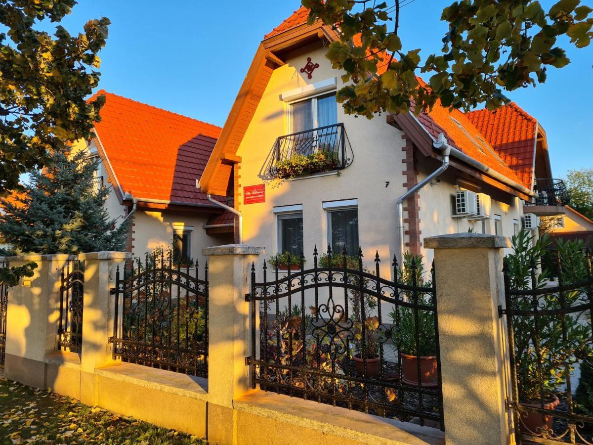 Villa Bellanova Hajdúszoboszló Екстериор снимка